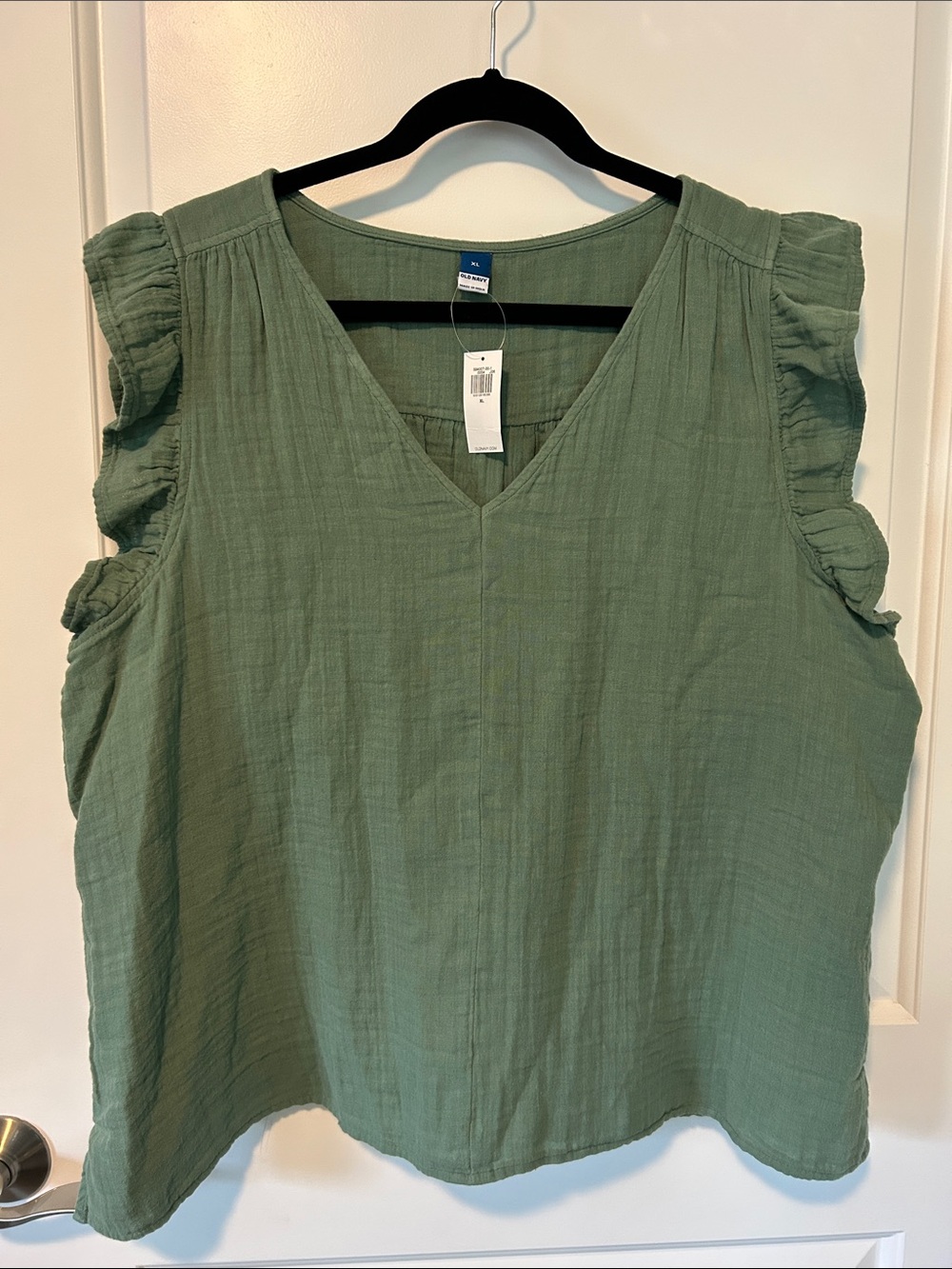 Old Navy Sleeveless Crinkle Gauze Top Ruffle Sleeve Tank Olive Green